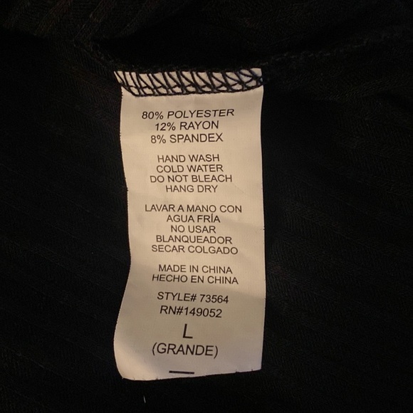 🌟NWT Fashion Nova Crop Top - Picture 3 of 3